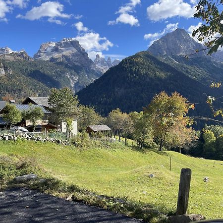 Villa Alpina Campiglio Мадонна-ди-Кампильо Экстерьер фото